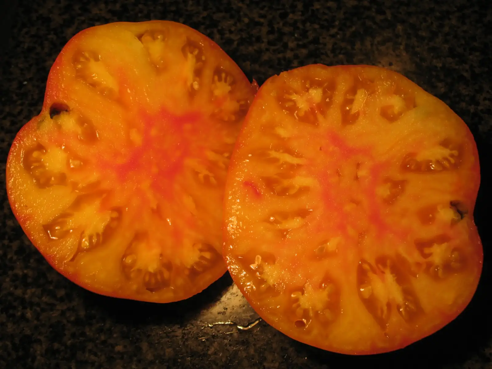 Tomaten: Ananas
