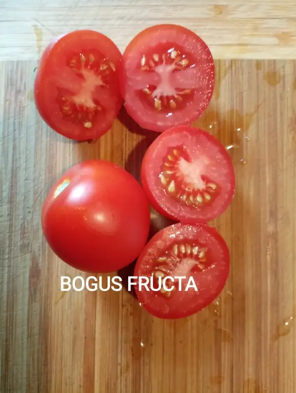 Tomaten: Bogus Fruchta