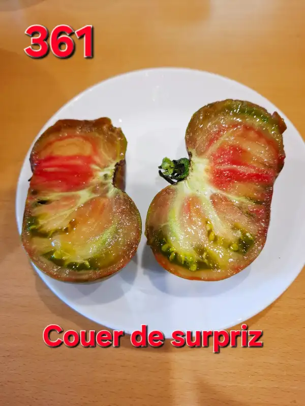 Tomaten: Couer de surpriz